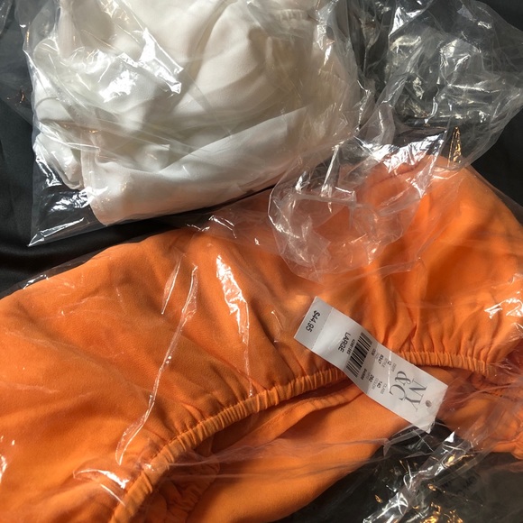 NY&C Off the Shoulder Tops 🌸 - Picture 3 of 4